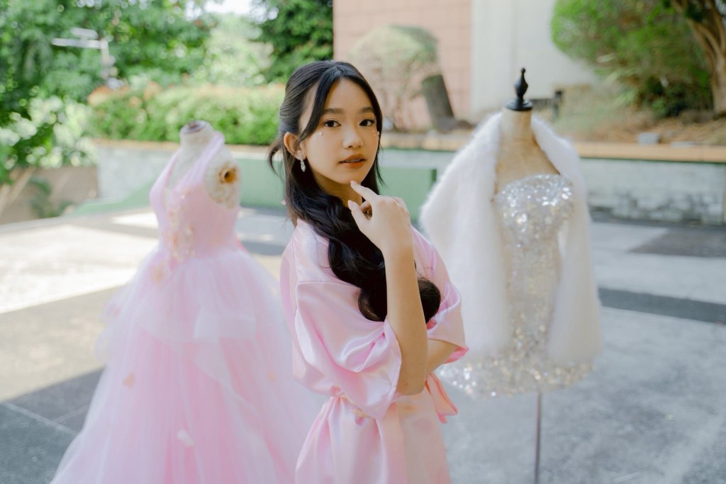 Gown Robes Mannequin Shabby Chic Style Studio Venue Styling 18 Roses affordable debut package, Fairview, Casa Milan, Quezon City, North Caloocan, ceiling treatment, venue styling, and all-in debut package Review